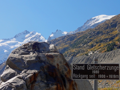 Morteratsch Glacier retreat, signpost marking year 1980